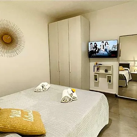 La Collina Di Montegrappa - With Heated Private Pool - With Shared Pool 4* Matino